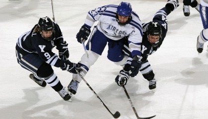 开云体育app-世界排名争夺战焦点战，篮网连续得分压制雷霆，揭示现代篮球的残酷进化