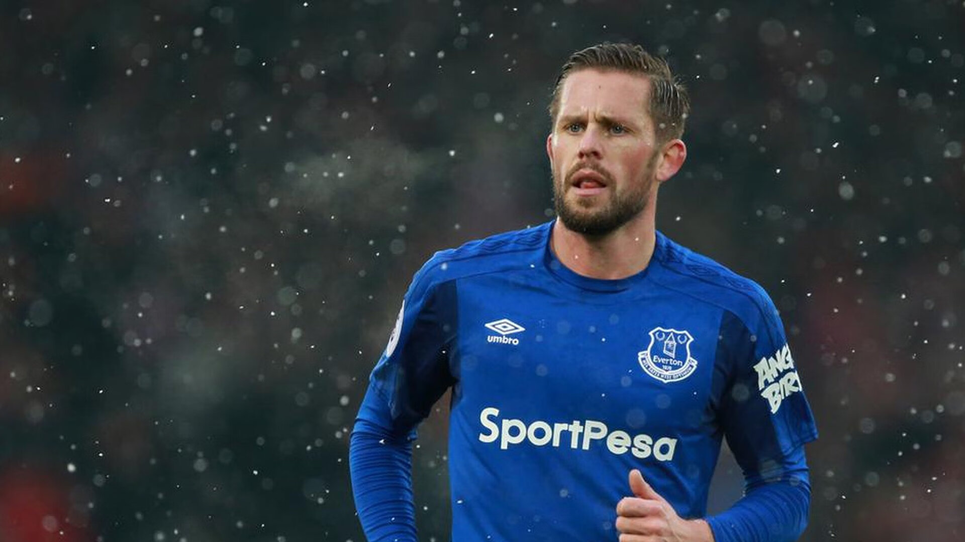 世界排名争夺战焦点战,篮网连续得分压制雷霆,揭示现代篮球的残酷进化