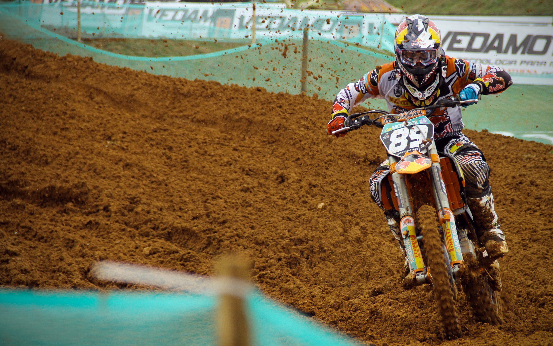 老鹰封锁猛龙,西亚卡姆在东决关键战接管比赛